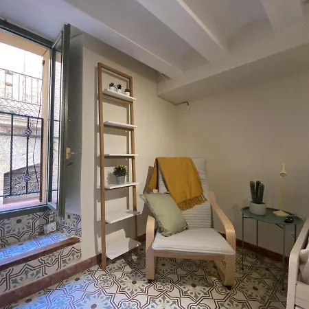 Διαμέρισμα Tarracohomes, Th143 Old Town *